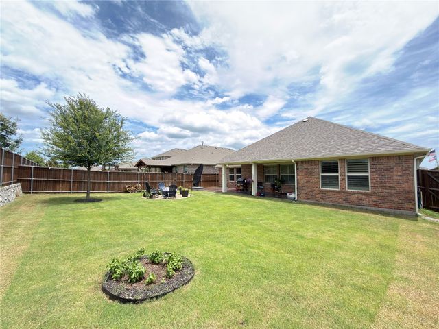 2215 Grassland Avenue, Melissa, TX 75454