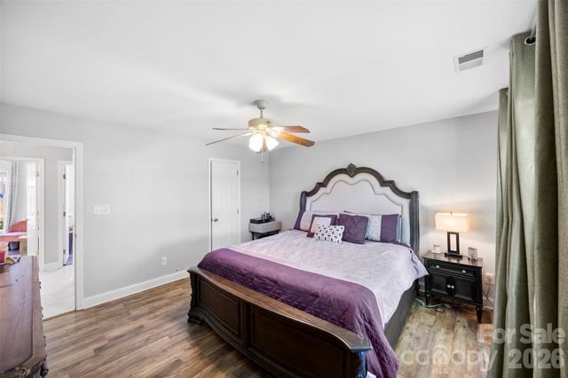 5825 NW Birchfield Lane, Concord, NC 28027