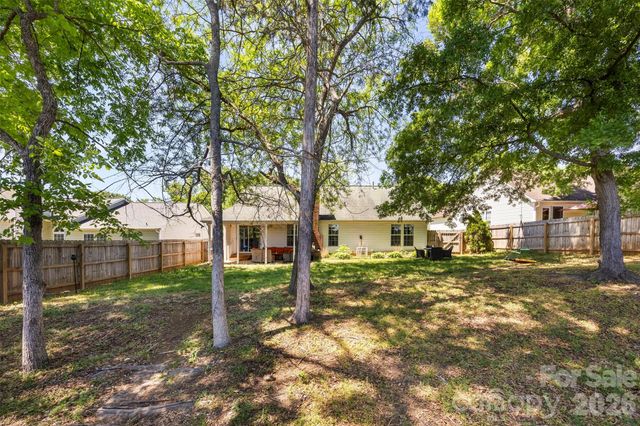 5825 NW Birchfield Lane, Concord, NC 28027