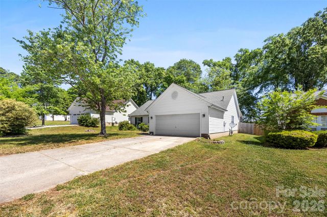 5825 NW Birchfield Lane, Concord, NC 28027