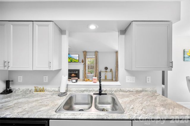 5825 NW Birchfield Lane, Concord, NC 28027