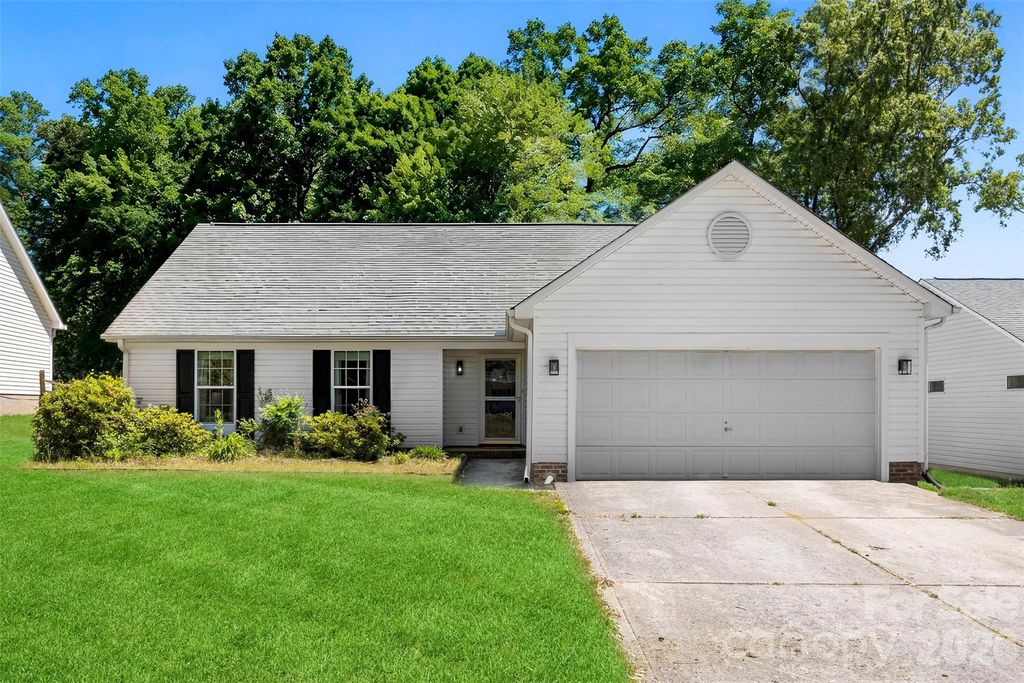 5825 NW Birchfield Lane, Concord, NC 28027