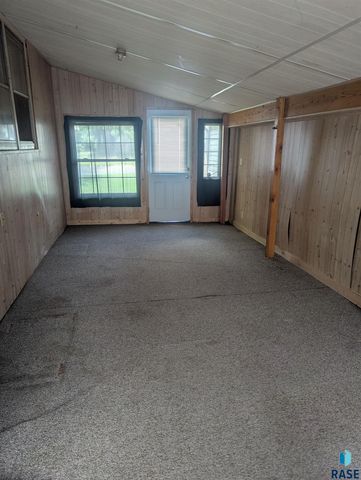 1202 N Prairie Ave Avenue, Sioux Falls, SD 57104