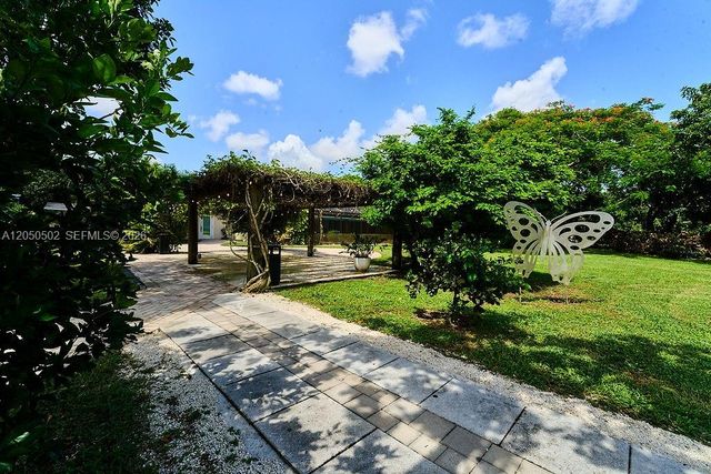21601 SW 154th Ave, Miami, FL 33170