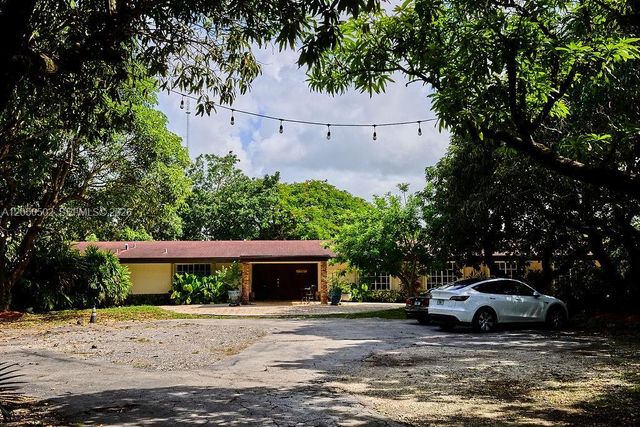 21601 SW 154th Ave, Miami, FL 33170