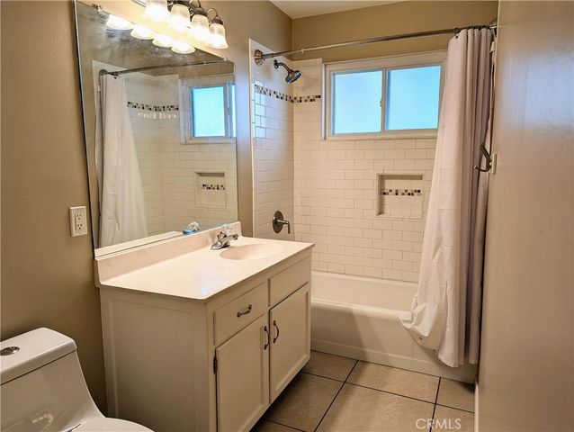 533 Esther Way, Redlands, CA 92373