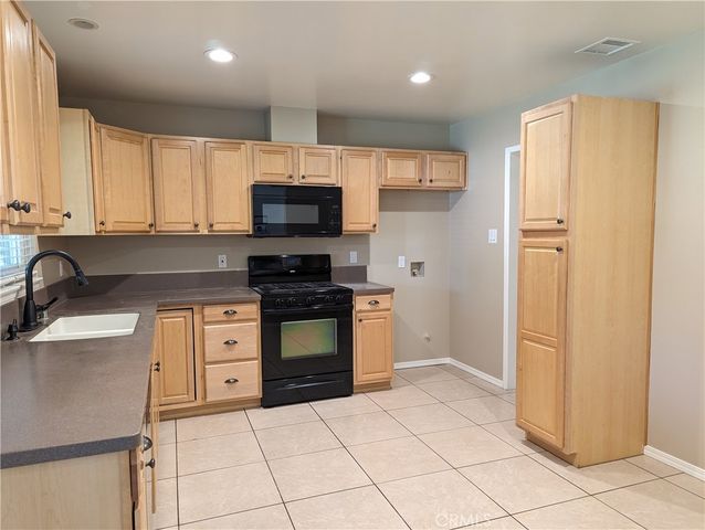 533 Esther Way, Redlands, CA 92373