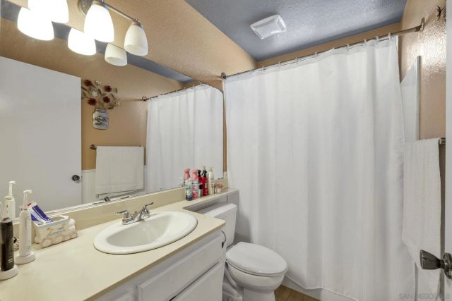 2143 Flint, Escondido, CA 92027