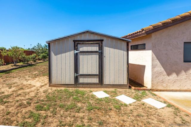 2143 Flint, Escondido, CA 92027