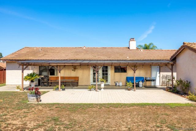 2143 Flint, Escondido, CA 92027