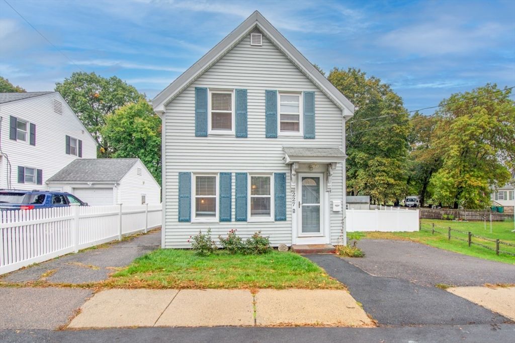227 Prospect St, Norwood, MA 02062