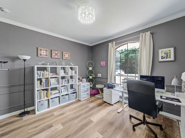 1801 Kris Street, Mansfield, TX 76063