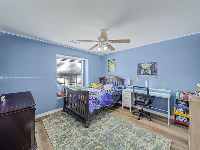 1801 Kris Street, Mansfield, TX 76063