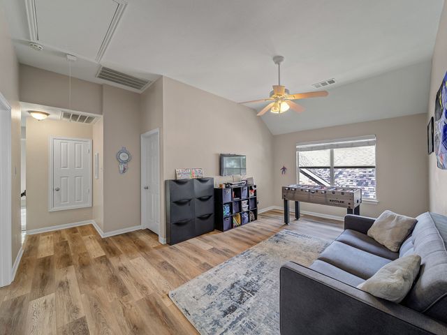 1801 Kris Street, Mansfield, TX 76063