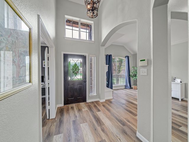 1801 Kris Street, Mansfield, TX 76063