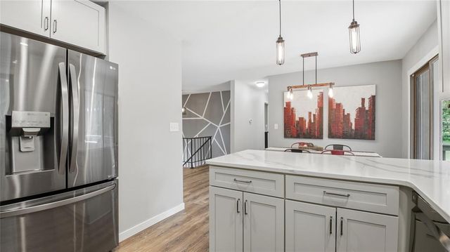 1238 Dogwood Drive, Eau Claire, WI 54701