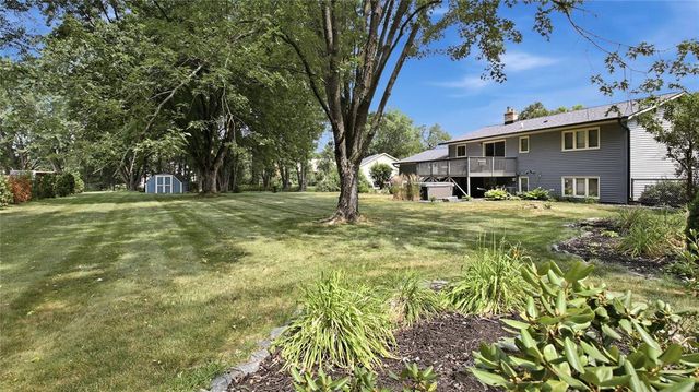 1238 Dogwood Drive, Eau Claire, WI 54701