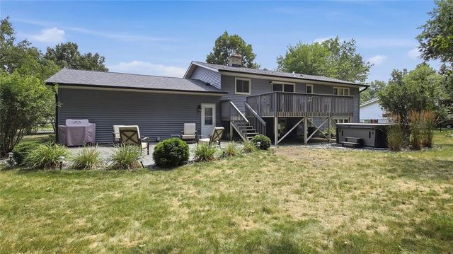 1238 Dogwood Drive, Eau Claire, WI 54701
