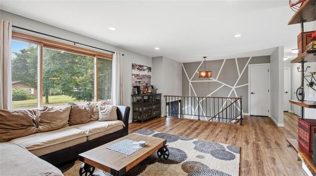 1238 Dogwood Drive, Eau Claire, WI 54701