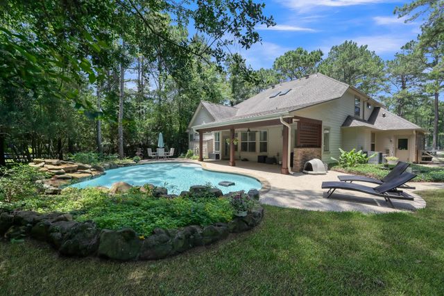 33015 Sawgrass Court, Magnolia, TX 77354