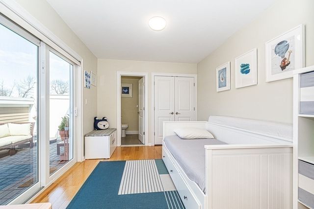 130 Tremont St 402, Melrose, MA 02176