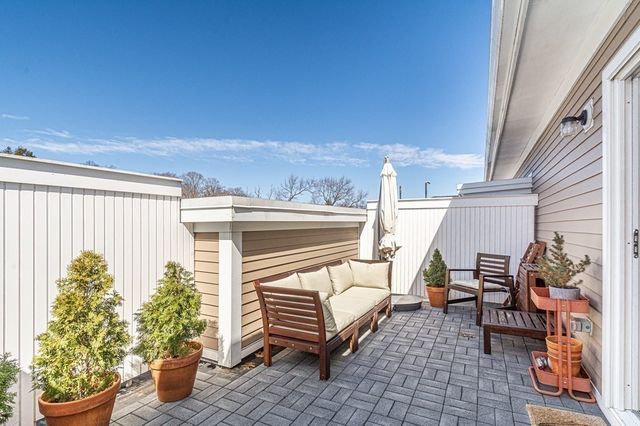 130 Tremont St 402, Melrose, MA 02176