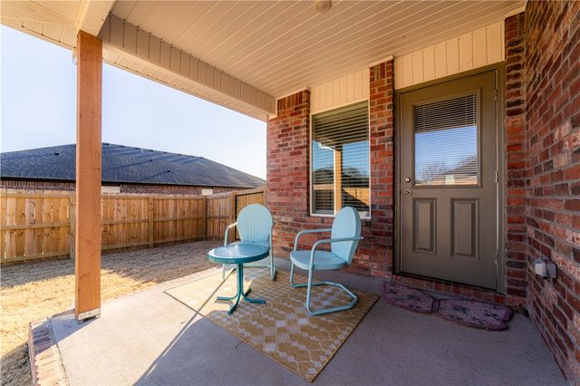 3121 N Rooster, Siloam Springs, AR 72761