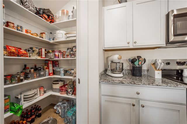 3121 N Rooster, Siloam Springs, AR 72761