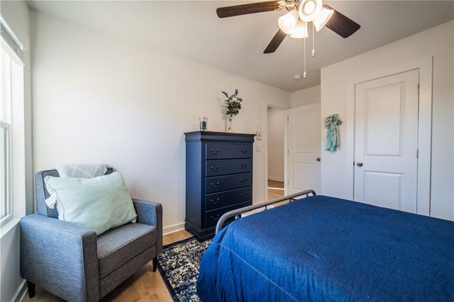 3121 N Rooster, Siloam Springs, AR 72761