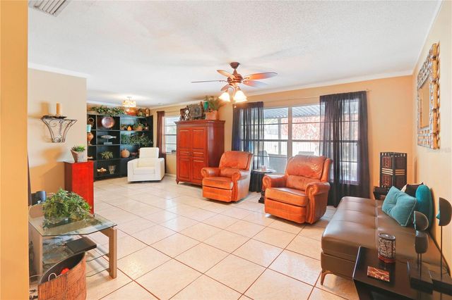 412 MAJORCA AVENUE, Altamonte Springs, FL 32714