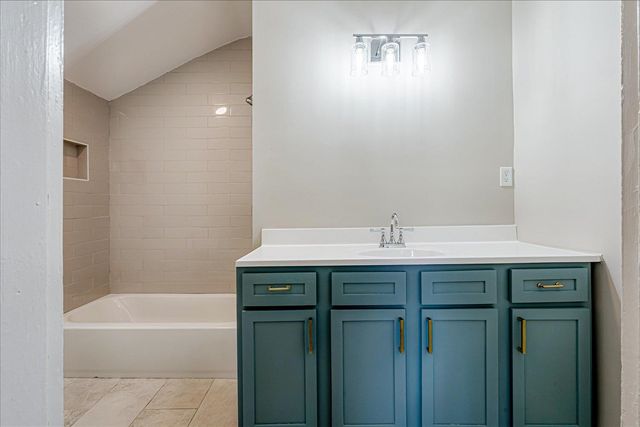 1069 BLYTHE ST, Memphis, TN 38104