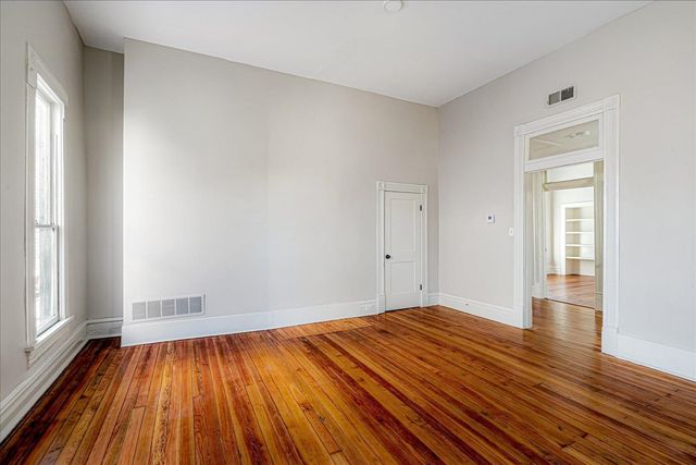 1069 BLYTHE ST, Memphis, TN 38104