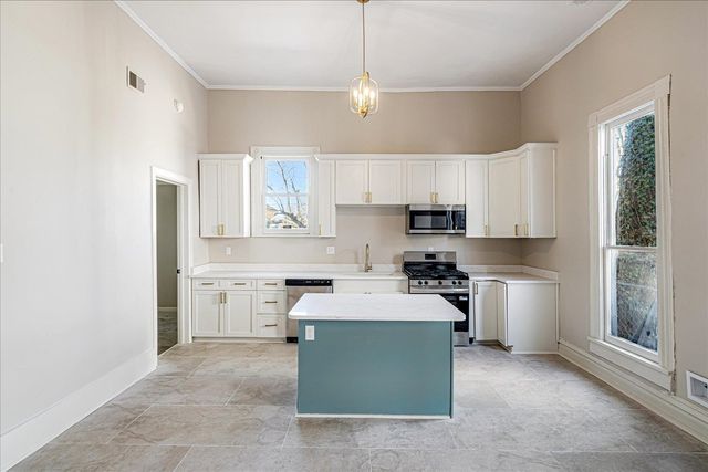 1069 BLYTHE ST, Memphis, TN 38104