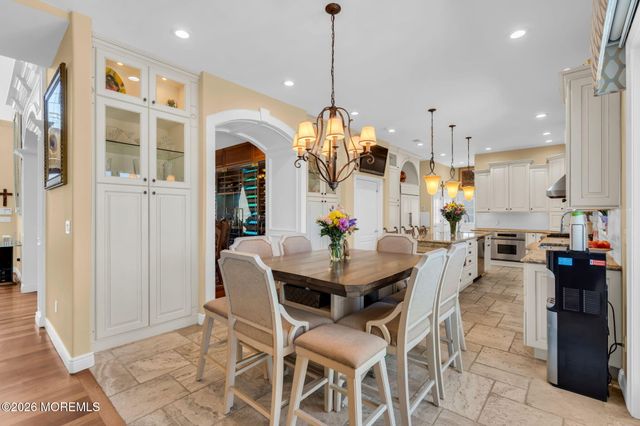 32 Freeman Court, Toms River, NJ 08753