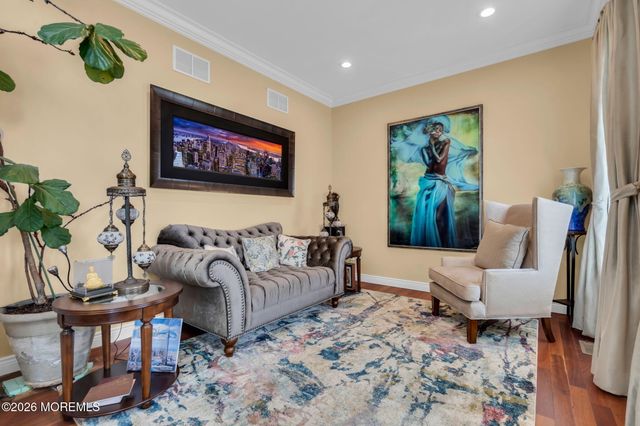 32 Freeman Court, Toms River, NJ 08753