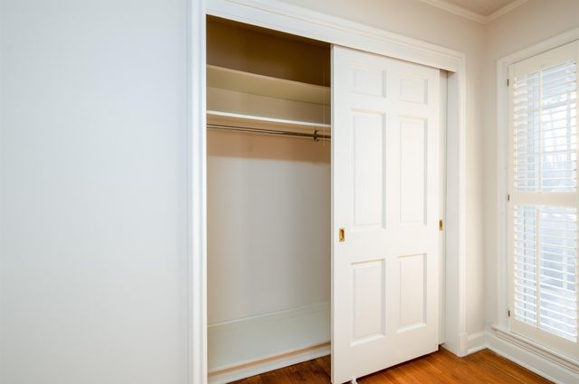 1666 OAK HILL RD, Germantown, TN 38138