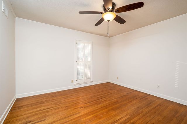 1666 OAK HILL RD, Germantown, TN 38138