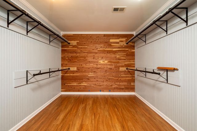 1666 OAK HILL RD, Germantown, TN 38138