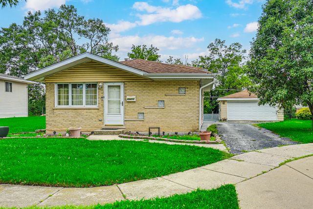 16410 Laura Lane, Oak Forest, IL 60452