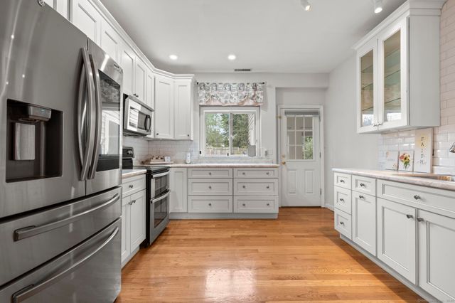 322 Greenfield Street, Fairfield, CT 06825