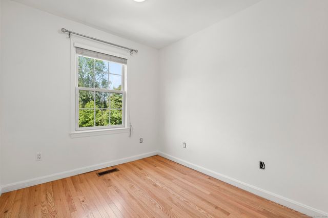 322 Greenfield Street, Fairfield, CT 06825