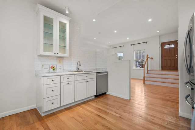 322 Greenfield Street, Fairfield, CT 06825