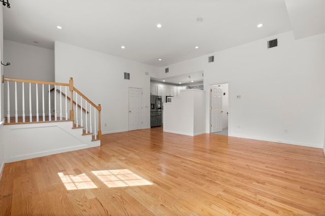 322 Greenfield Street, Fairfield, CT 06825