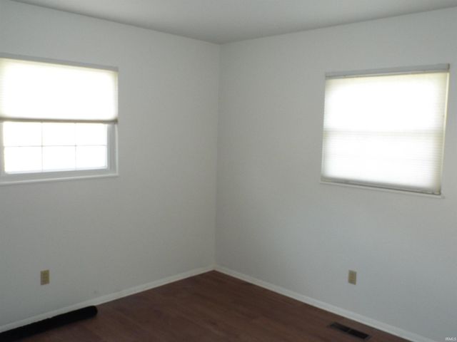 7629 Kingsway Drive, Fort Wayne, IN 46819