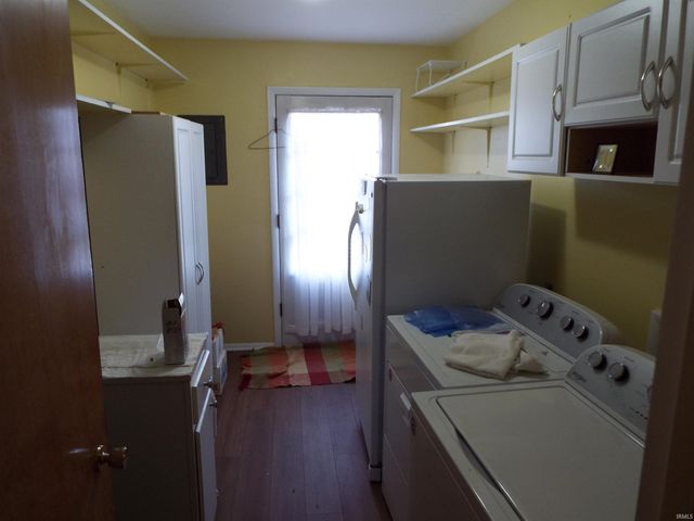 7629 Kingsway Drive, Fort Wayne, IN 46819