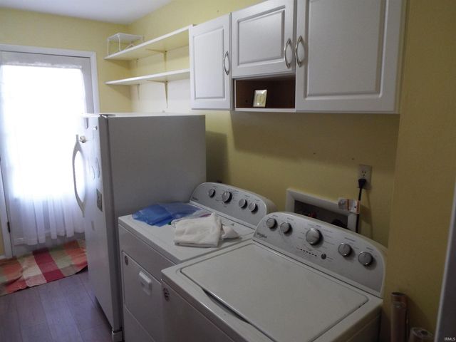 7629 Kingsway Drive, Fort Wayne, IN 46819