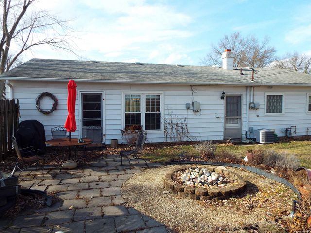 7629 Kingsway Drive, Fort Wayne, IN 46819