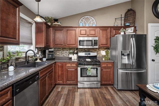 1618 Spring Mill Drive, Wentzville, MO 63385