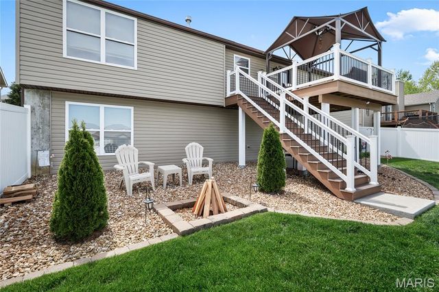 1618 Spring Mill Drive, Wentzville, MO 63385