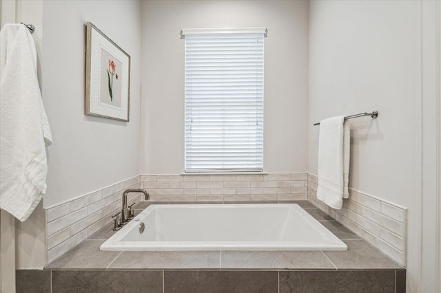 212 Morningside Park Street, Houston, TX 77024